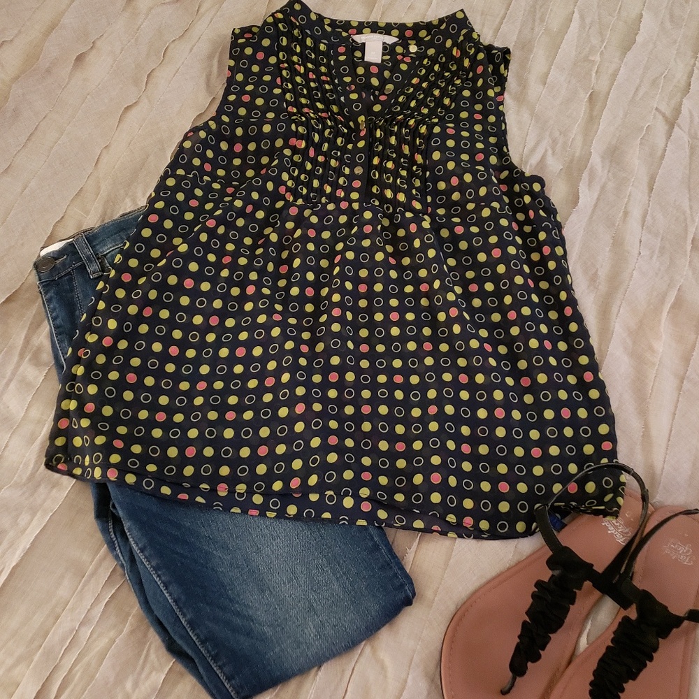 Great Pairing Piece for Fall! 🍂 Polka Dot Blouse